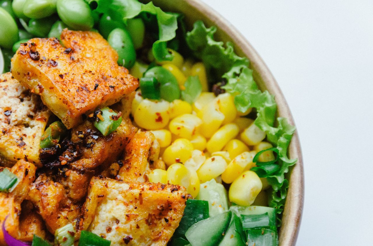 Vegan Tofu Salatası